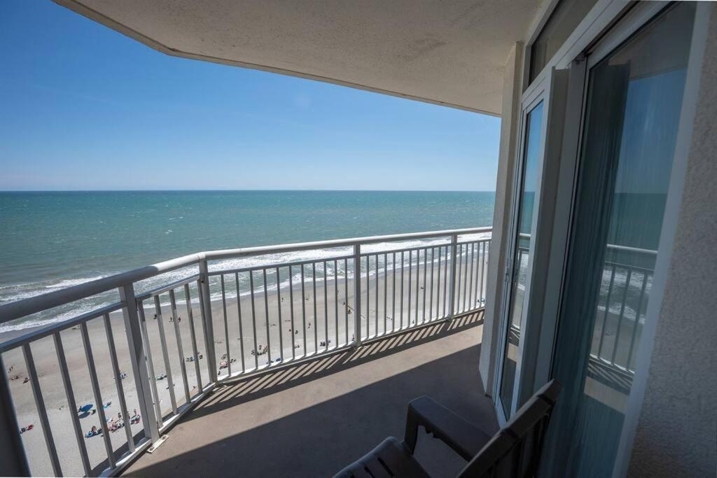 Baywatch Renovated, Unobstructed Oceanfront Views! Villa Myrtle Beach Bagian luar foto