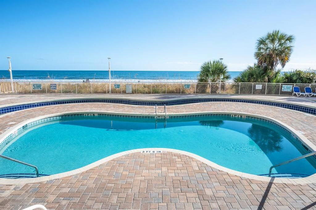 Baywatch Renovated, Unobstructed Oceanfront Views! Villa Myrtle Beach Bagian luar foto