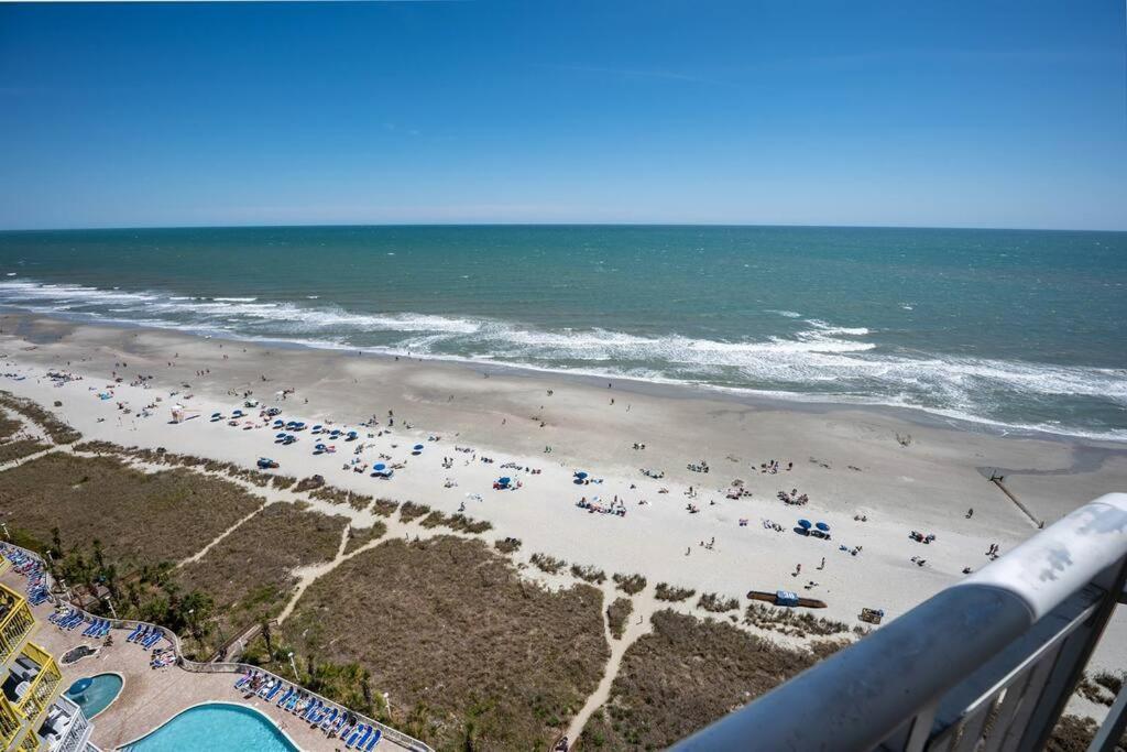 Baywatch Renovated, Unobstructed Oceanfront Views! Villa Myrtle Beach Bagian luar foto