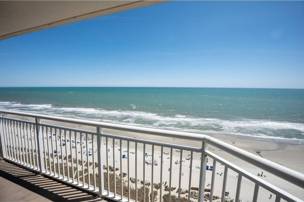 Baywatch Renovated, Unobstructed Oceanfront Views! Villa Myrtle Beach Bagian luar foto