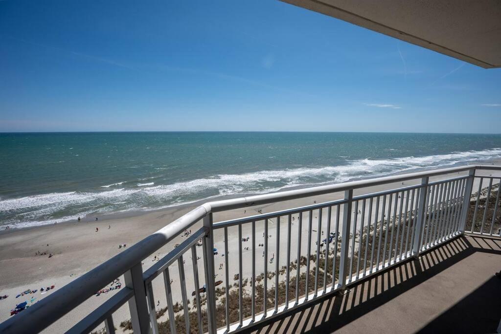 Baywatch Renovated, Unobstructed Oceanfront Views! Villa Myrtle Beach Bagian luar foto